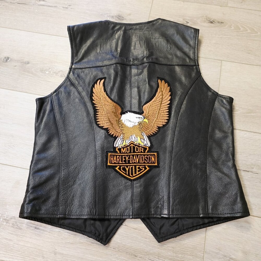 Vtg First Genuine Leather Ladies Harley Small Black Snap Button Vest Eagle Back - Picture 7 of 10